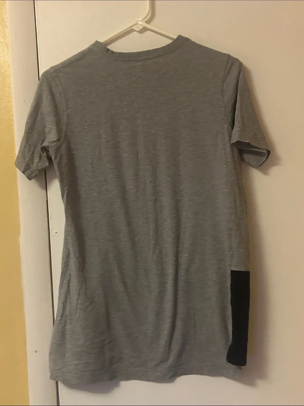 Jordan Men's Short-Sleeve Crewneck Tee in Gray with Black Accent